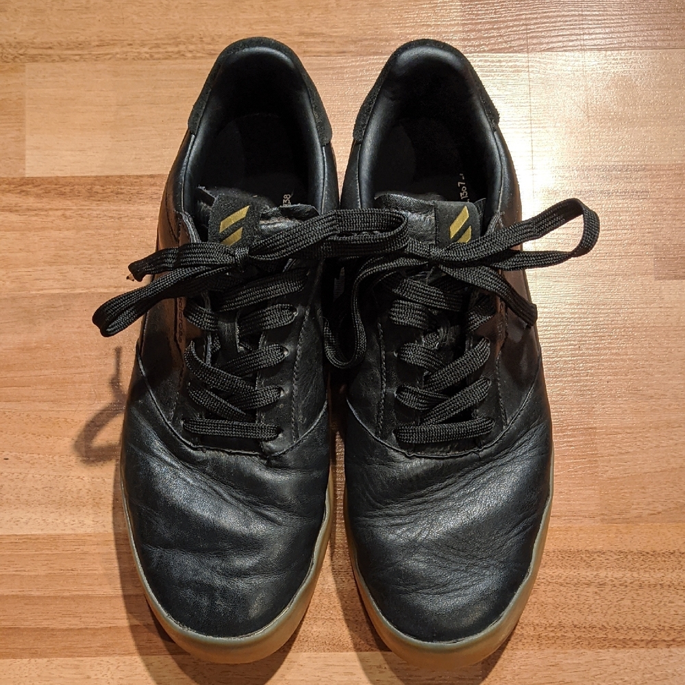 Adidas Adicross Retro Spikeless Golf Shoes Black/Gum Men's Size 9.5